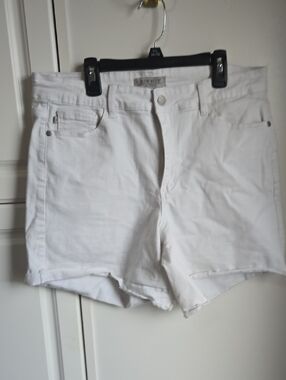 Judy Blue White Denim Women’s Shorts